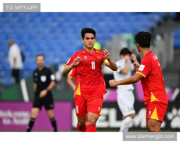 亚足联杯东南亚区冠军归属揭晓,越南球队河内FC成功登顶 亚足联杯东南亚区冠军归属揭晓,越南球队河内FC成功登顶