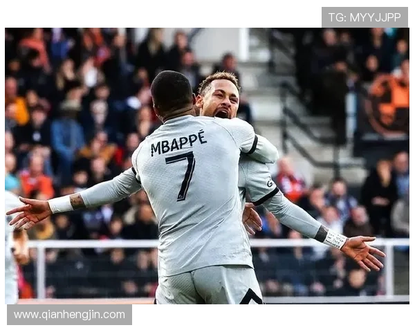 拉菲尼亚2025赛季数据表现稳健,进攻贡献持续提升 拉菲尼亚2025赛季数据表现稳健,进攻贡献持续提升