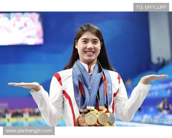 张雨霏训练完顺手买包，我工资还没她零头多