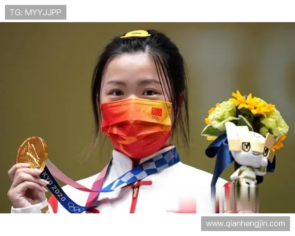 杨倩训练完顺手买了个包，价格够我交十年房租